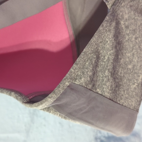 PINK Heather Gray Sports Bra - Picture 3 of 4
